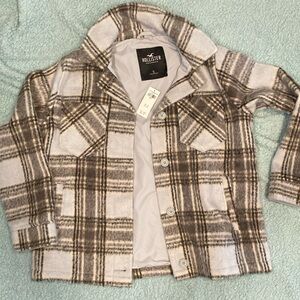 New Hollister shacket.Blue, cream & gray. Soft fleece with pockets